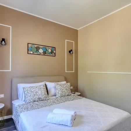 Semesterbostad Casa Lorela *